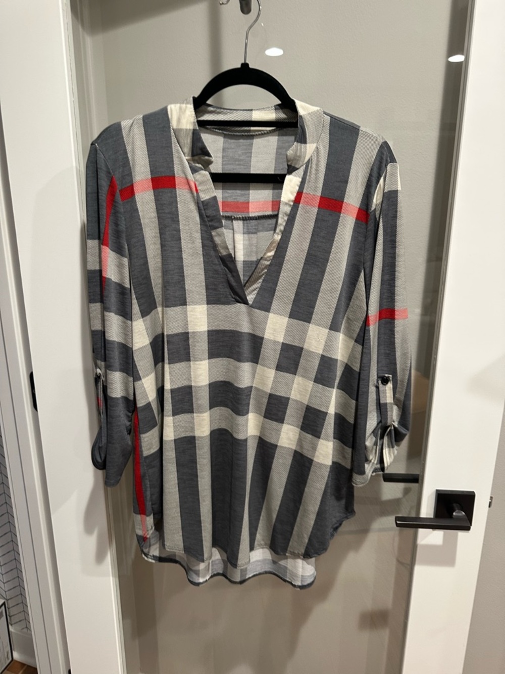 Women's Gray & Cream Plaid V-Neck Roll-Sleeve Top